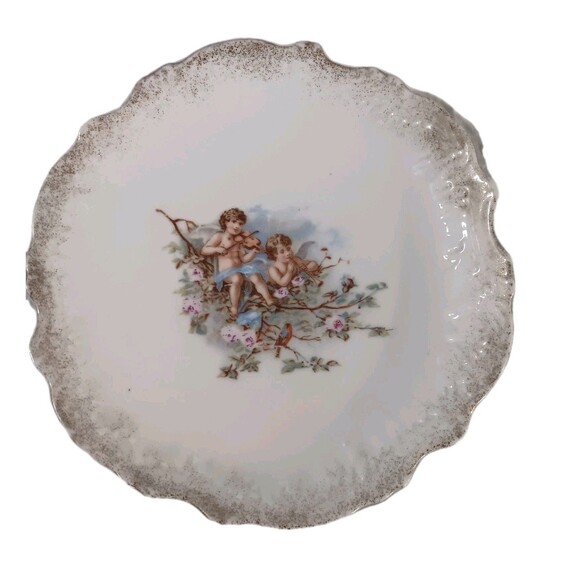 Vintage hand painted porcelain plate Two Cherubs  Amidst Branches & Flowers - Picture 7 of 9